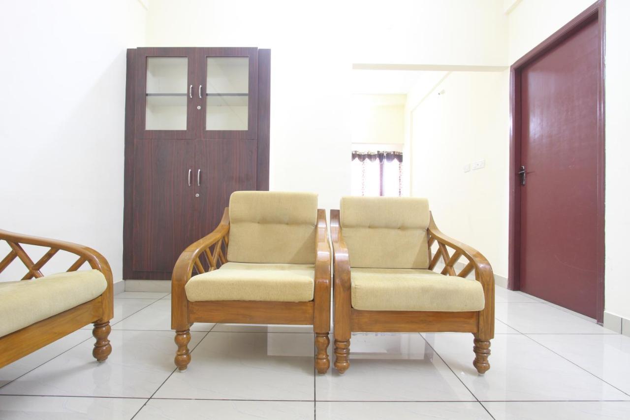 Naadi Family Homestay Thanjavur Exteriör bild