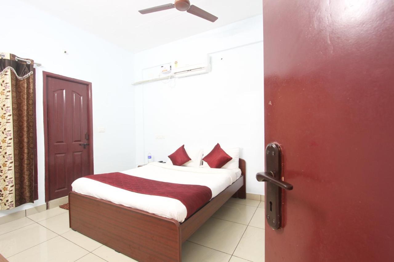 Naadi Family Homestay Thanjavur Exteriör bild